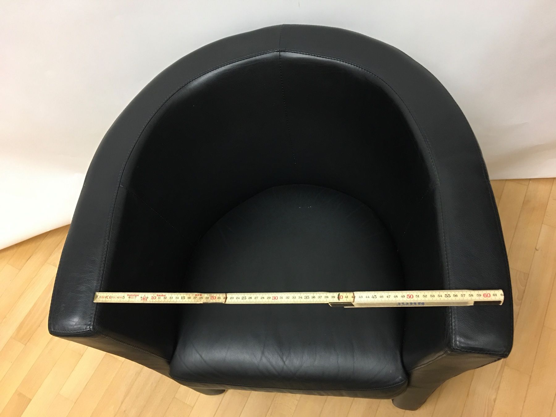 Poltrone: Schwarzer Cocktailsessel + Hocker – Usato da Olten venduto da ELHANDEL 7