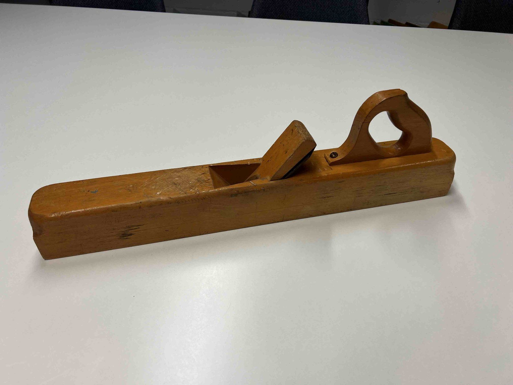 Tutti gli attrezzi: Grosser Handhobel (60cm lang) – Usato da Herisau venduto da Waespi4
