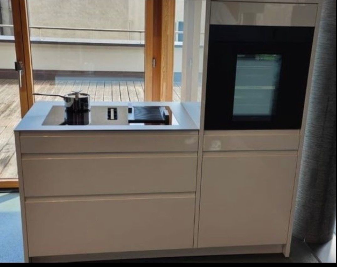 Cucine complete: Ausstellungsküche Neu – Nuovo e nell'imballaggio originale da Luzern venduto da ths_db7q