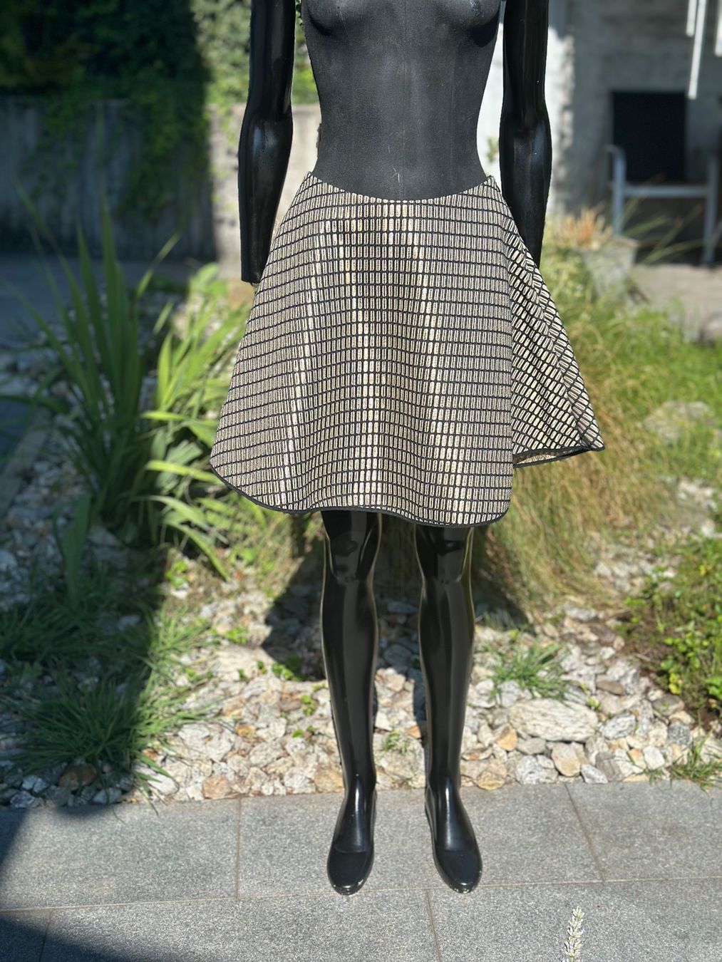 Gonne: Chiara Baschieri Rock Gr. 38 Elegant Top Zustand – Usato da Zufikon venduto da Modestil365 3