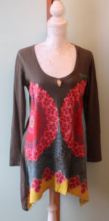 Kleid von *DESIGUAL* (TK)
