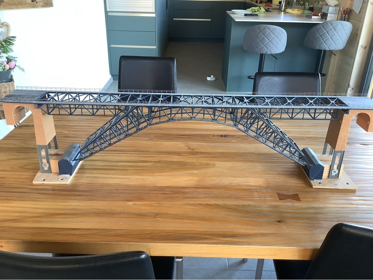Faller Modellini di ferrovie: Modelleisenbahn Brücke H0 – Usato da Eglisau venduto da Papillion