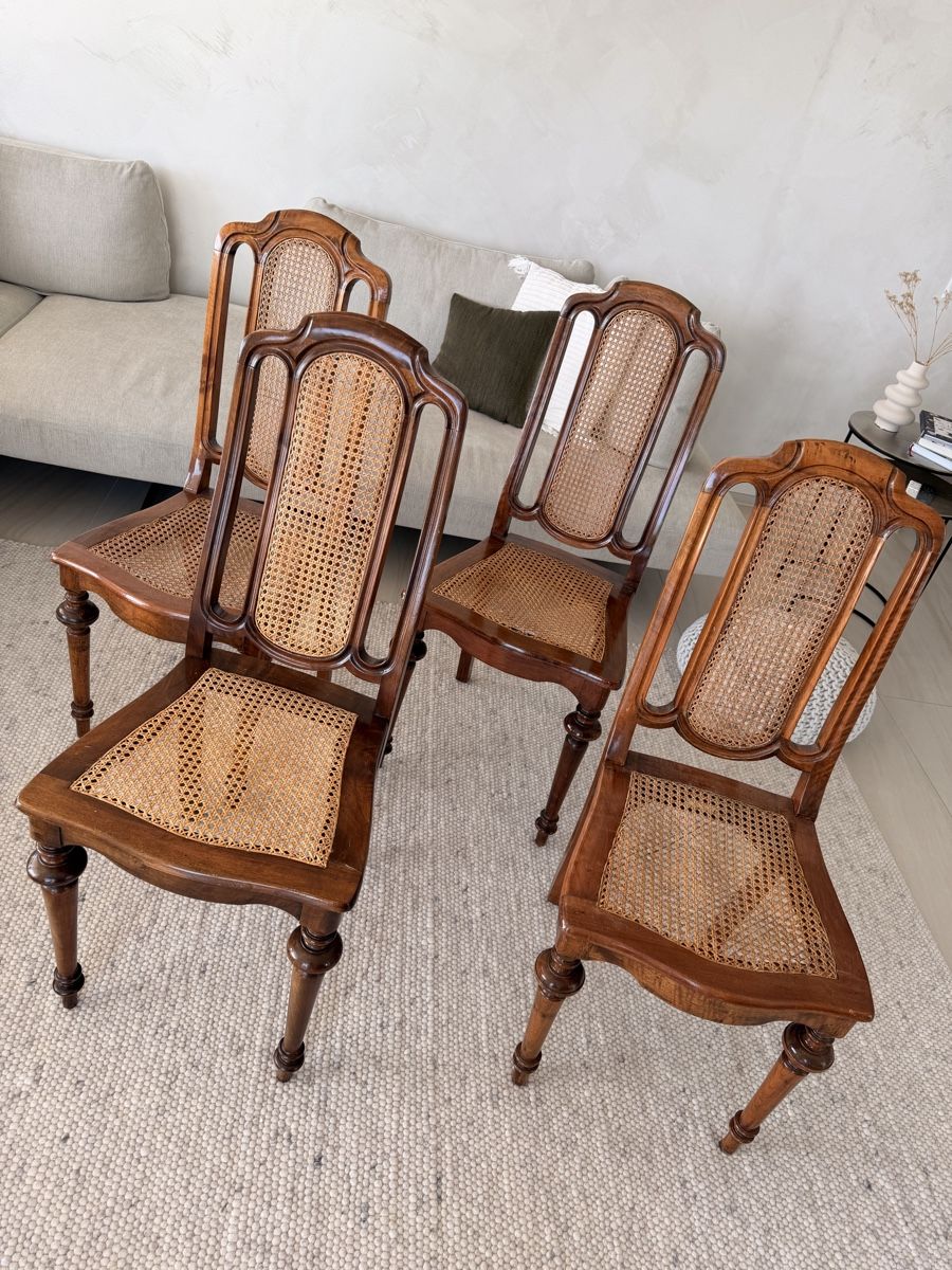 Chaises: Hochwertige Holzstühle – D'occasion à Kloten par SalomeSommer