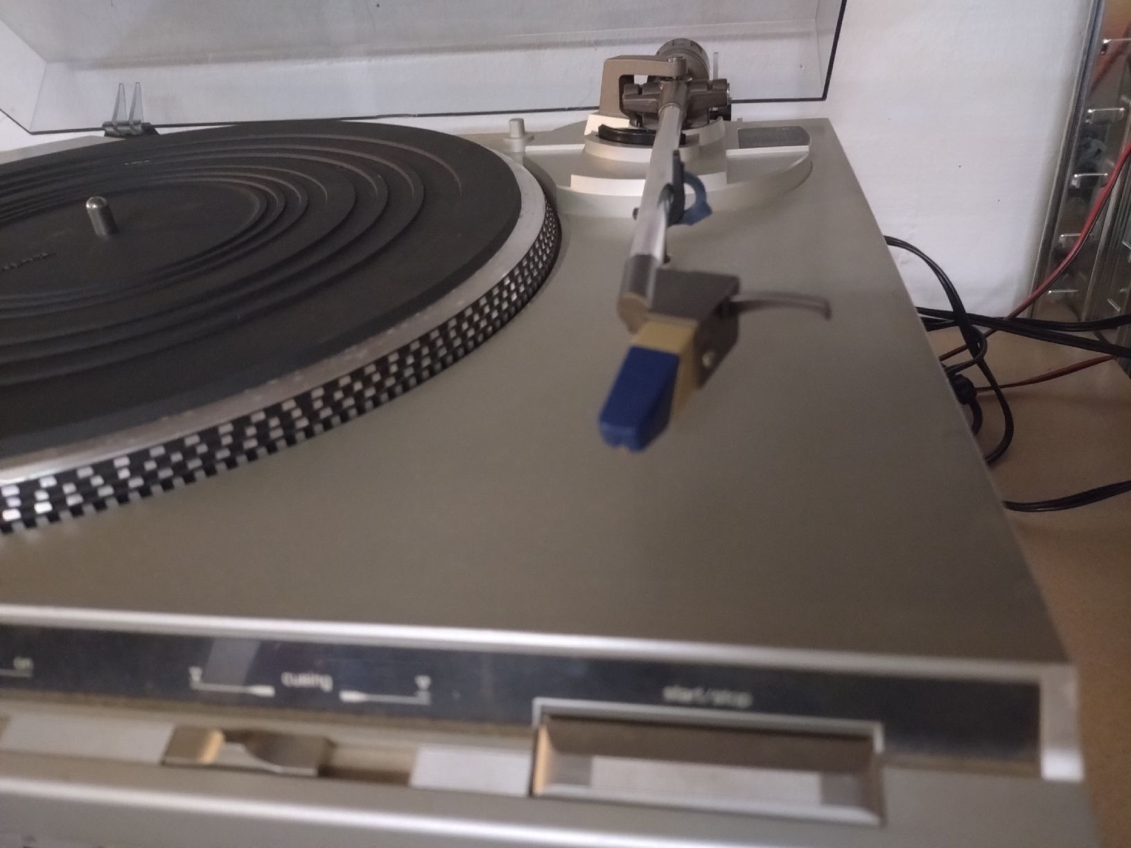 Technics Tourne-disques: Tourne-disque Technics SL-BD3 défectueux  – Défectueux à Farvagny-le-Grand par LaCaverne 1