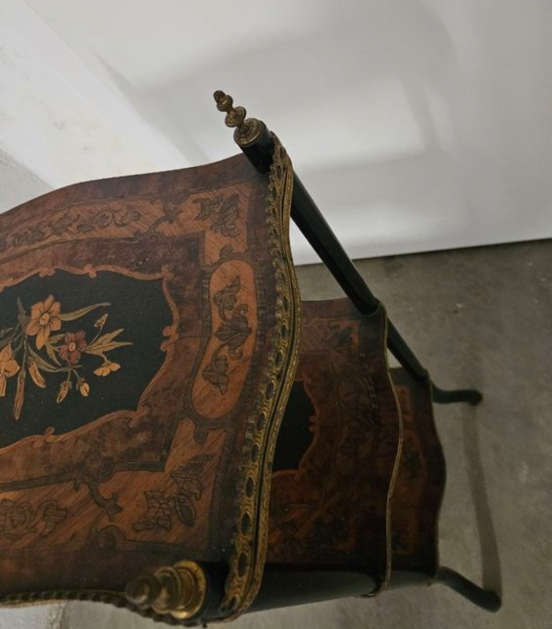 Regale: Mobile d’epoca stile Napoleone III, ca. 1850 – Gebraucht aus Pura von and_8dzs 5