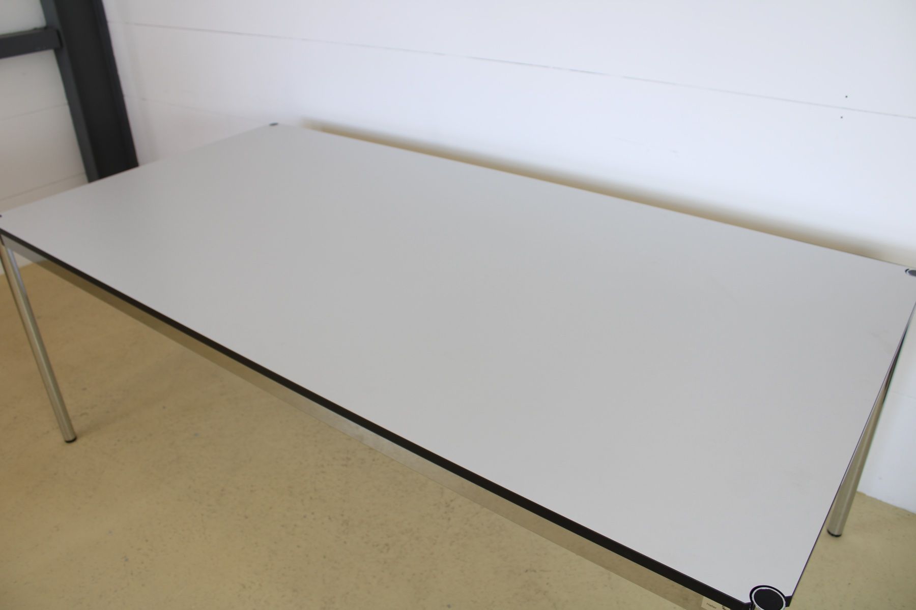 USM Tavoli: USM Tische /175 x 1m – Usato da Meinisberg venduto da atelier_TILIJA 4