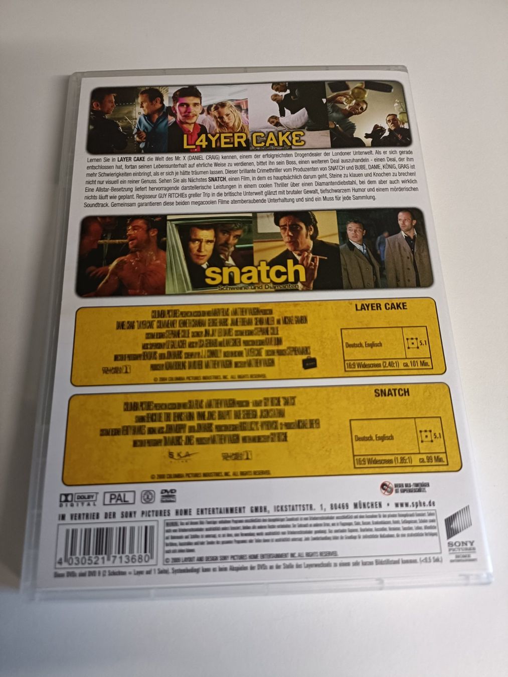 Tutti i DVDs: DVD - 2 Movie Pack: L4yer Cake / Snatch – Usato da Köniz venduto da Movieportal007 1