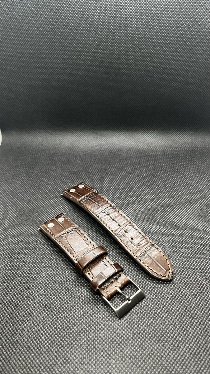 Bracciali & Braccialetti: Cinturino in pelle Guess – Nuovo (secondo la descrizione) da Pregassona venduto da TheWatchClub