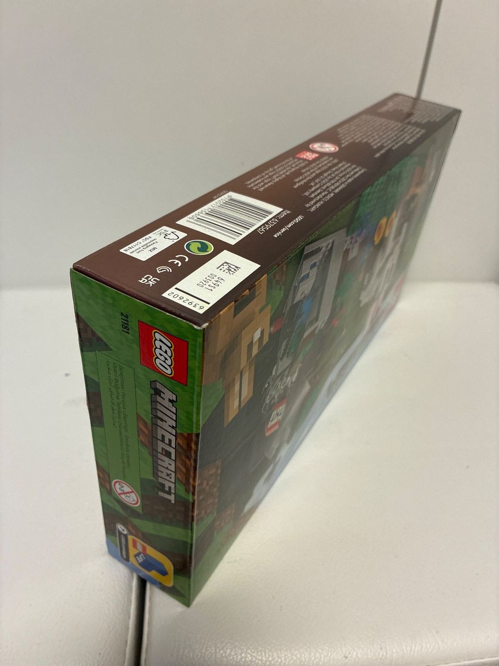 Lego Jeux de construction: LEGO Minecraft 21181 The Rabbit Ranch neu – Neuf avec emballage d'origine à Zürich par m7lx 3