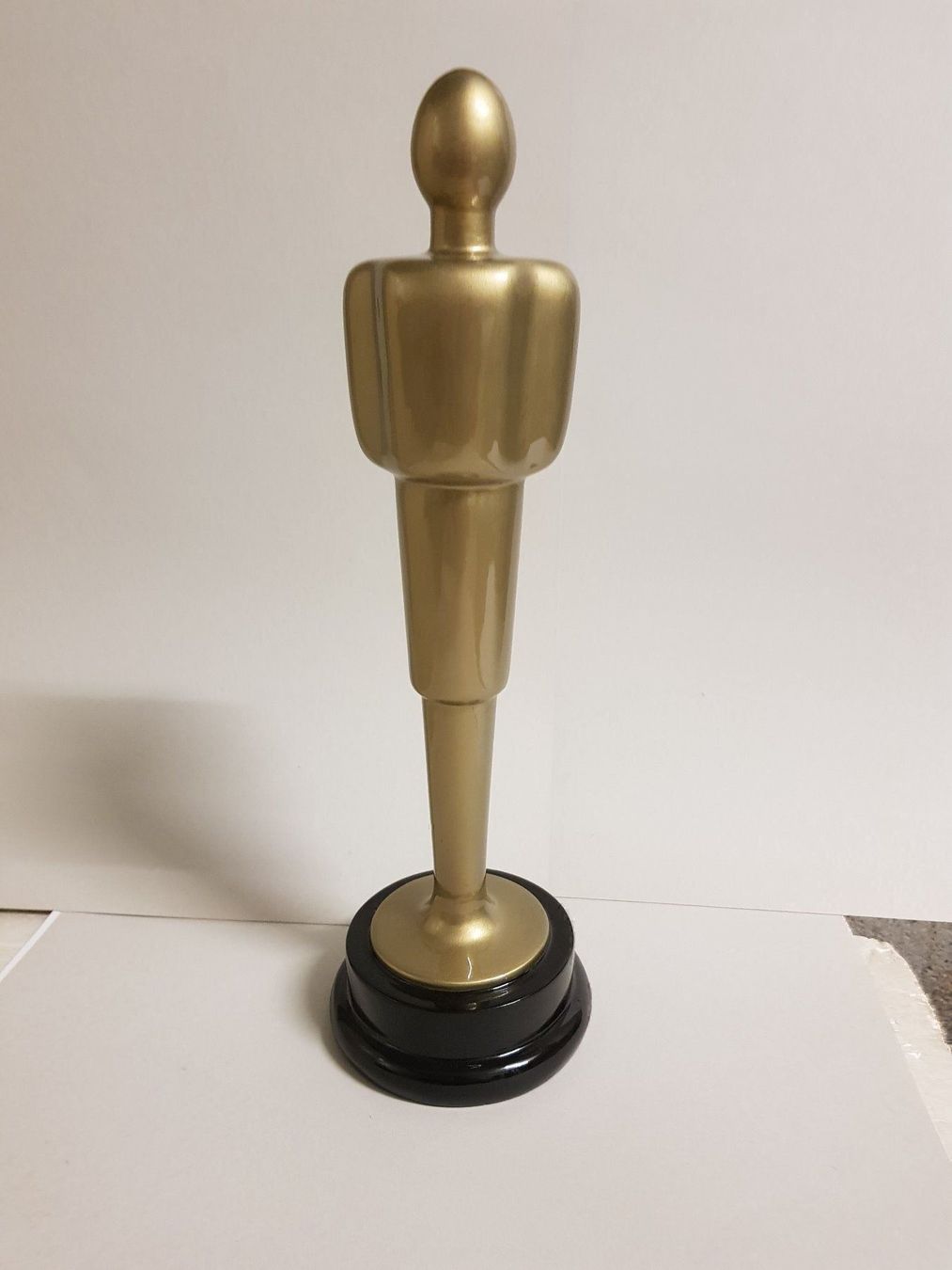 Statuette: Oscar Figur – Usato da Rümlang venduto da Turrin