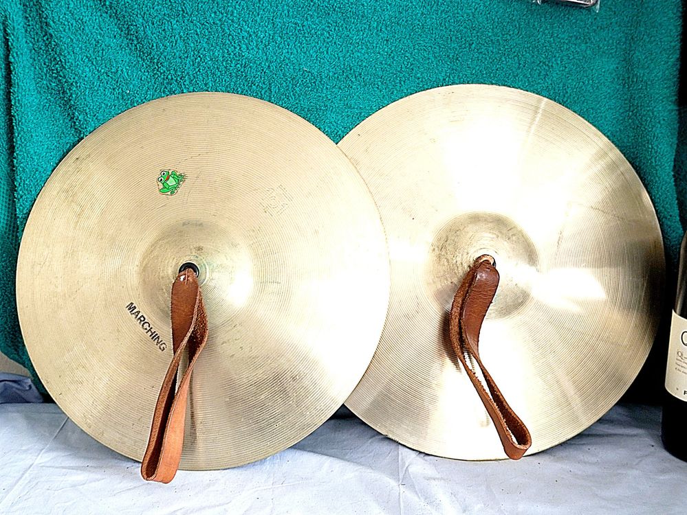 Marching Becken Cinellen Cymbals (Gebraucht) in Baar für CHF 55 – nur ...