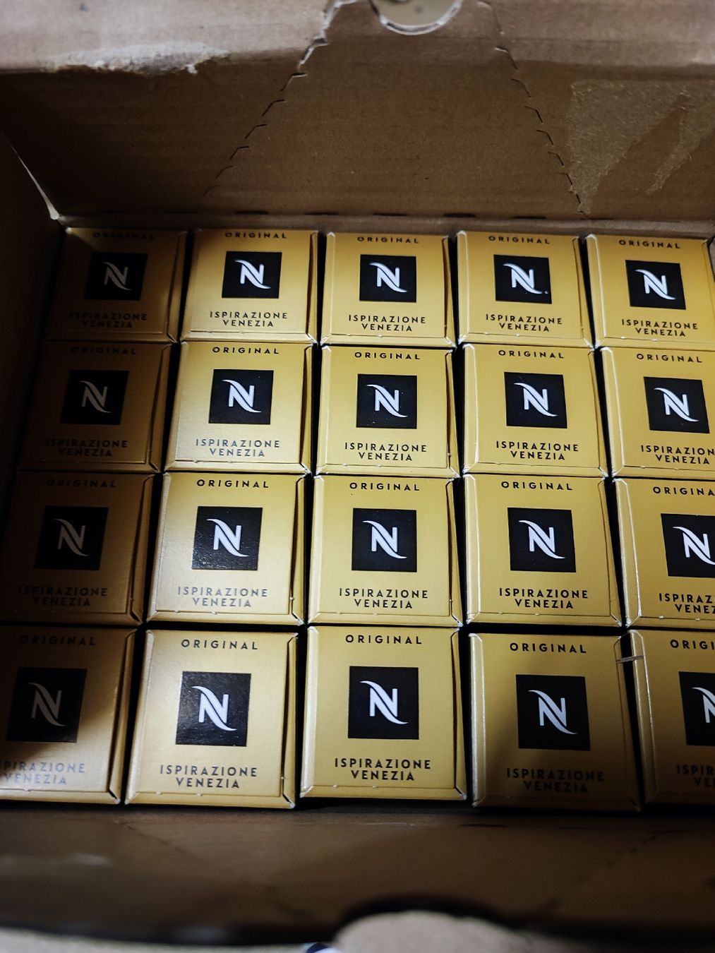 Cibi & Specialità: Nespresso Kapseln Standard 200Stk. – Nuovo e nell'imballaggio originale da Benken SG venduto da Santoc1
