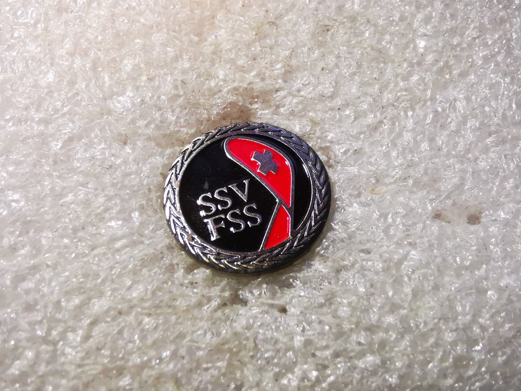 Placchette & Badge: Ansteckpin 127: SSV FSS – Usato da Oppligen venduto da Pin-Fall-Shop
