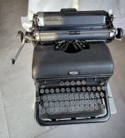 Schreibmaschine ROYAL