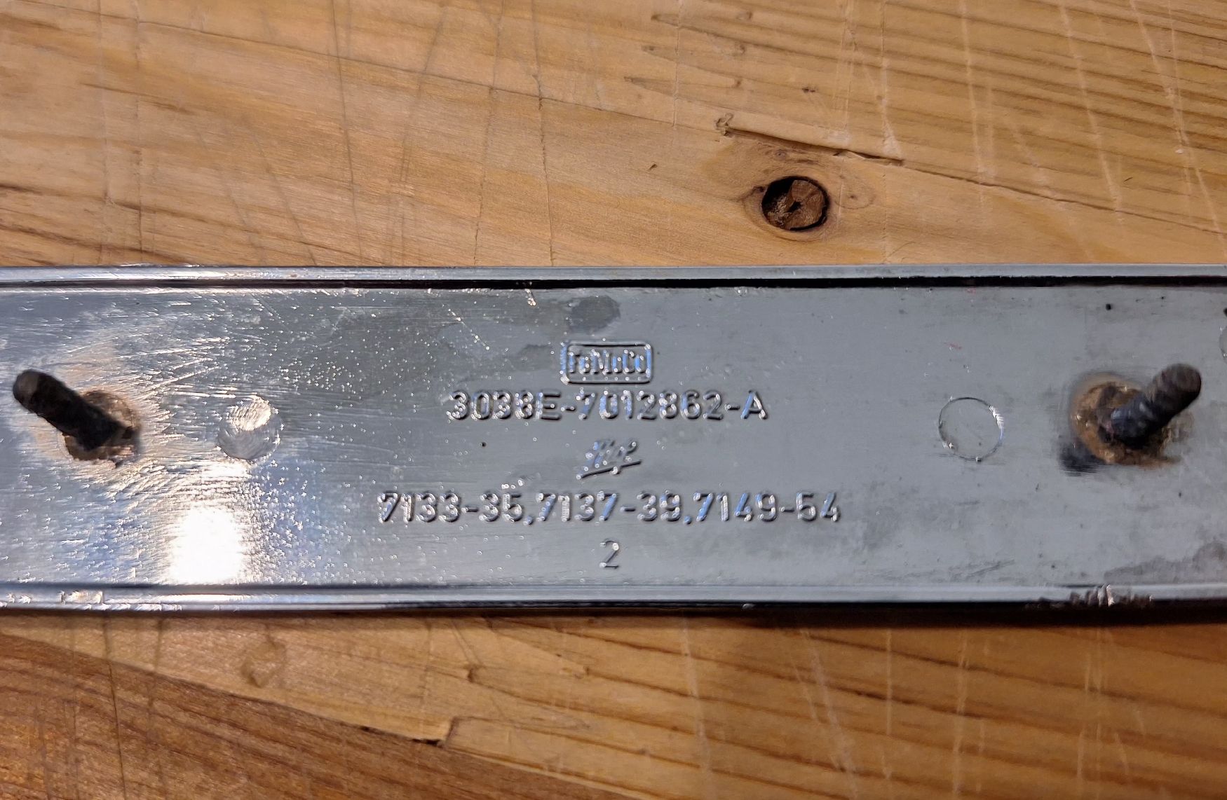 Ford Alle Autoersatzteile: Ford 1600 GT Embleme – Gebraucht aus Triesen von BLACKSHEEP75 2
