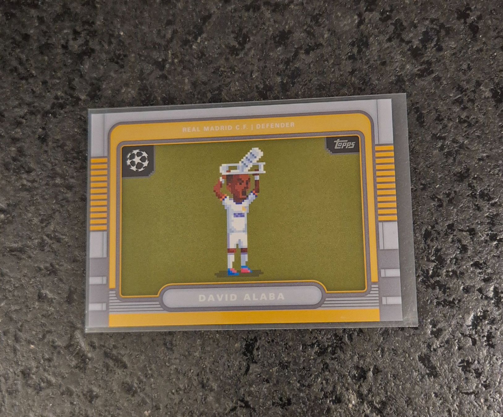 Topps Carte collezionabili: David Alaba - 8 Bit - Real Madrid - Topps – Nuovo (secondo la descrizione) da Burg AG venduto da Danoe