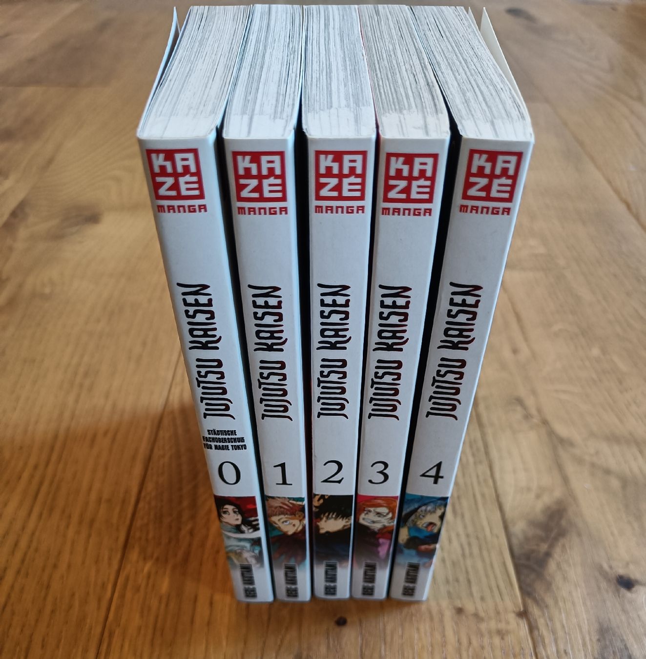 Comics: Jujutsu Kaisen Manga 0-4 – Neu (gemäss Beschreibung) aus Alberswil von  2