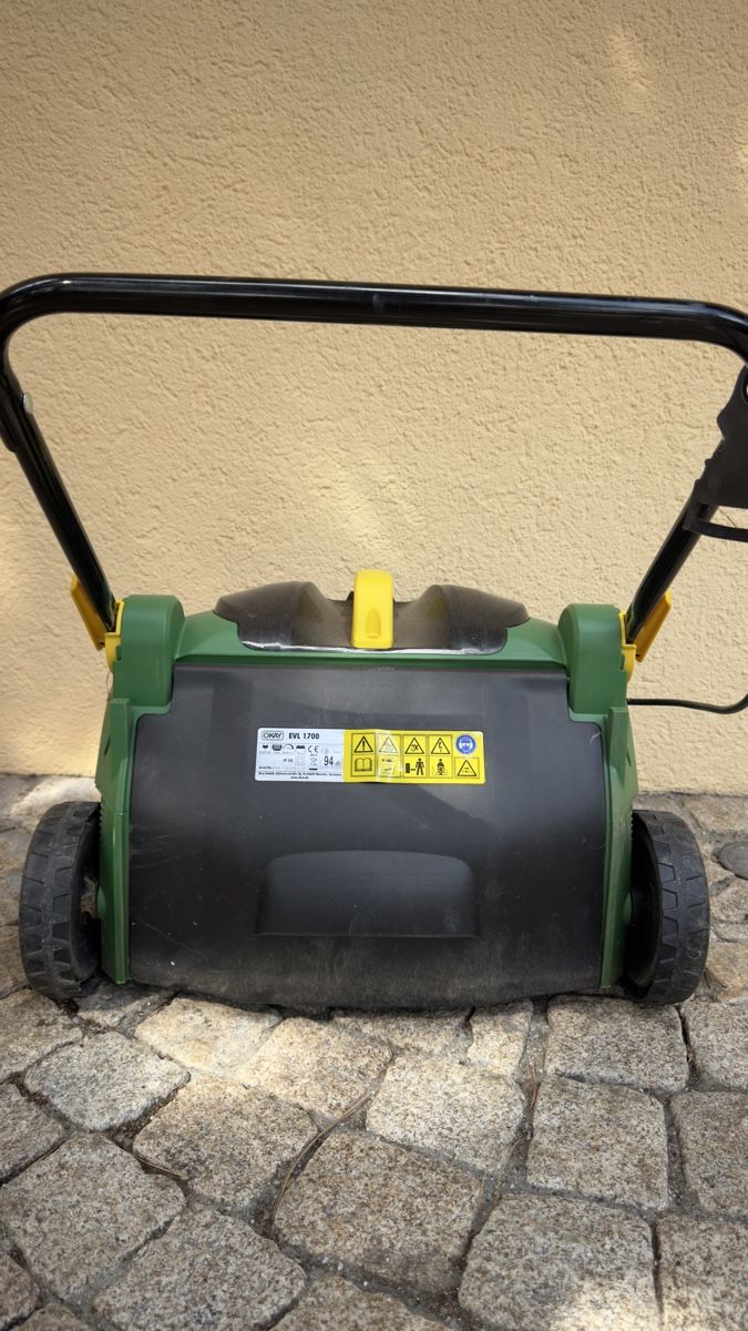 Attrezzi per la lavorazione del suolo: electric lawn scarifier – Usato da Wilen b. Wollerau venduto da joe_lbk9 1