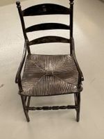 Vintage - silberner Puppenstuben-Stuhl, 9,5 cm hoch, 5 cm b