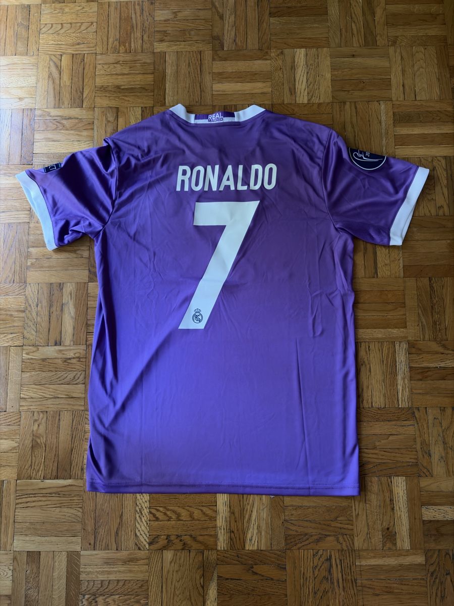 Canottiere & Pantaloni: Ronaldo UCL 2016/17 Final Jersey. – Nuovo (secondo la descrizione) da Meyrin venduto da silencator 1