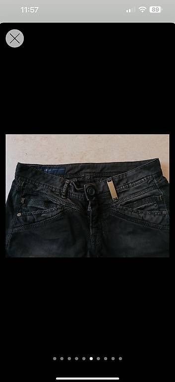 Jeans: High Use Jeans  – Usato da Küsnacht ZH venduto da julietta01 1