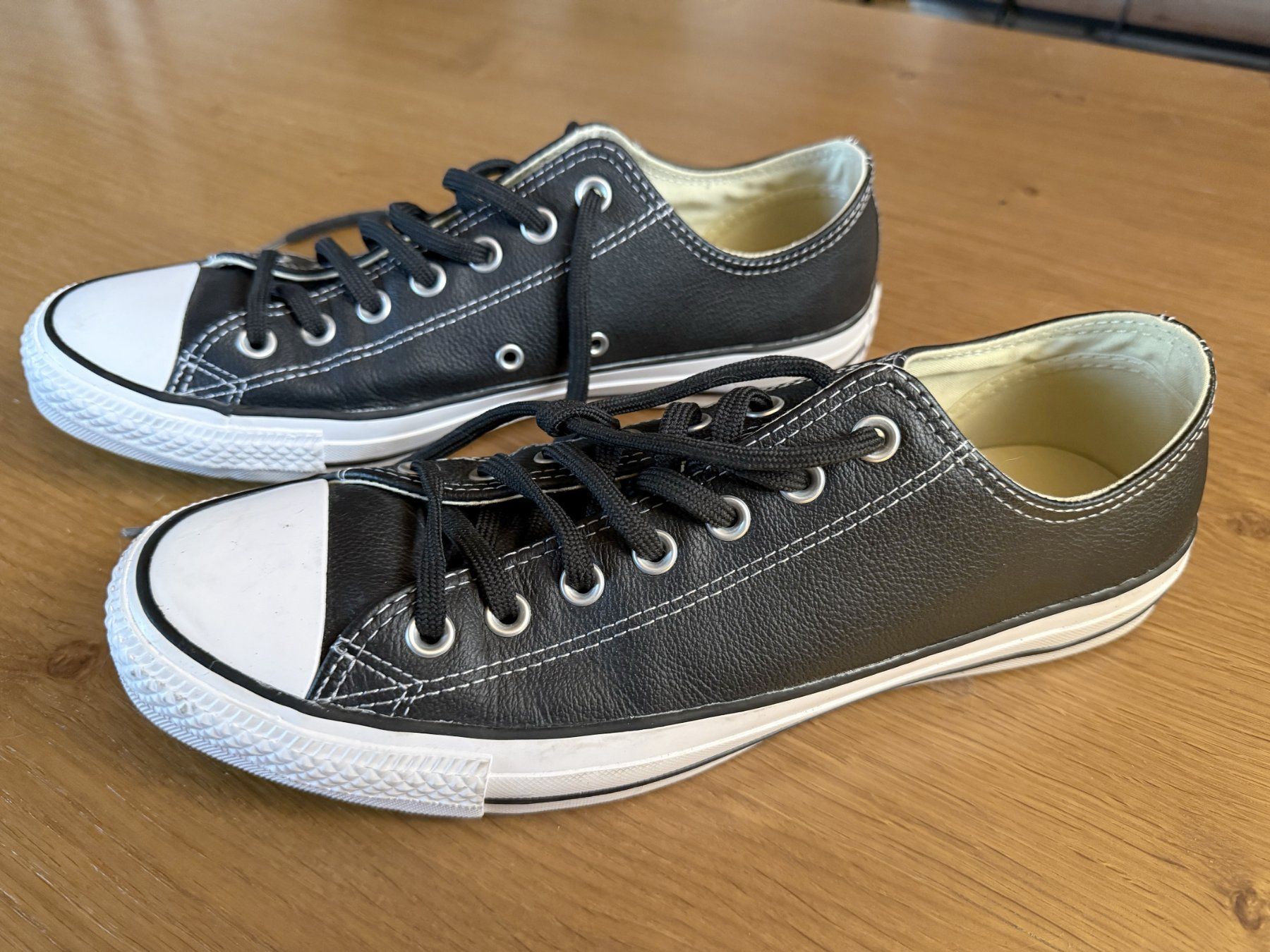 Converse Chaussures hommes: Converse CHUCK CLASSIC UNISEX – D'occasion à Grand-Lancy par JeanLukeSkywalker 1