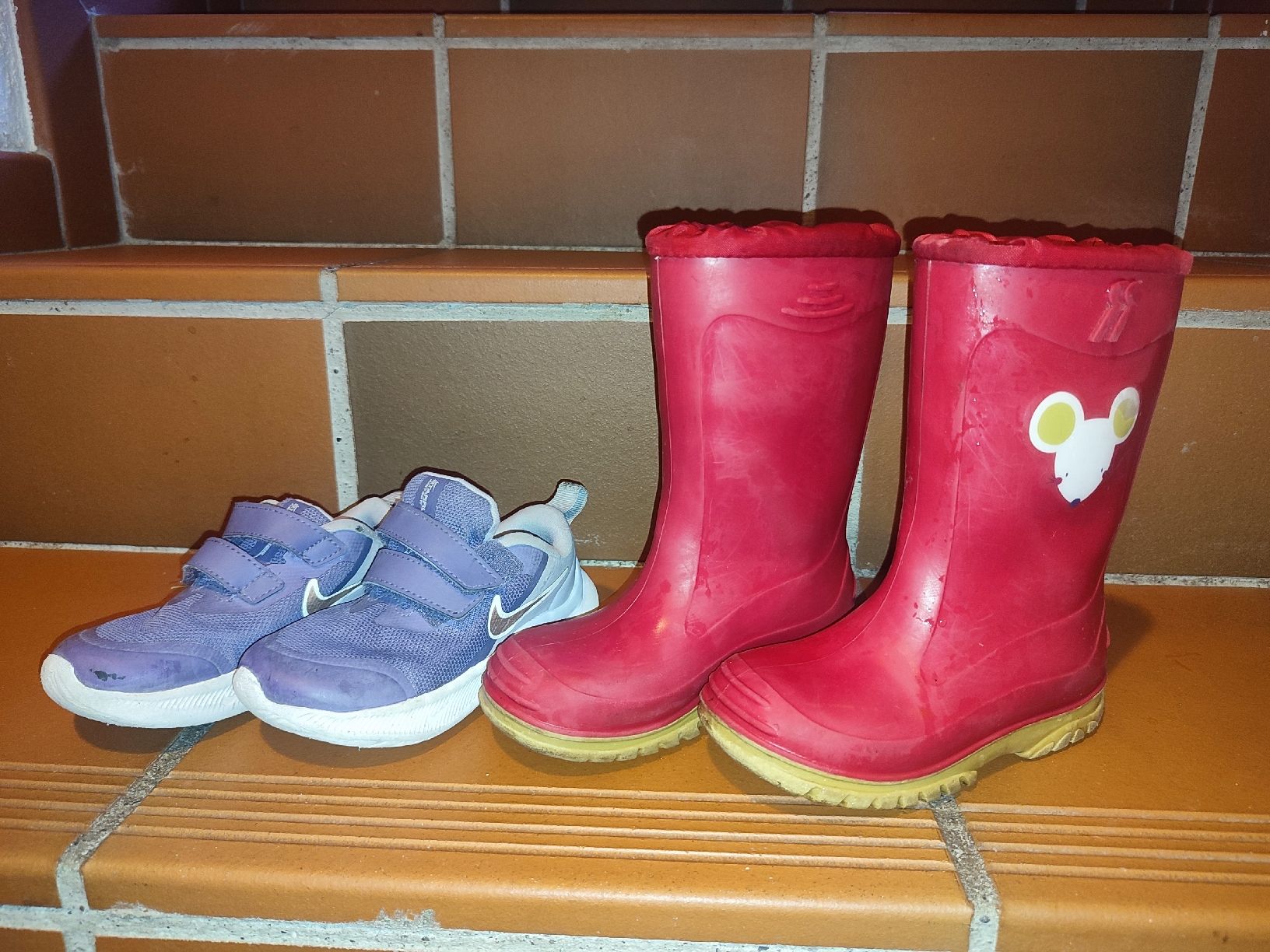 Schuhe für Mädchen: Schuhe Grösse 26 – Gebraucht aus Bäretswil von Gartenzwergin