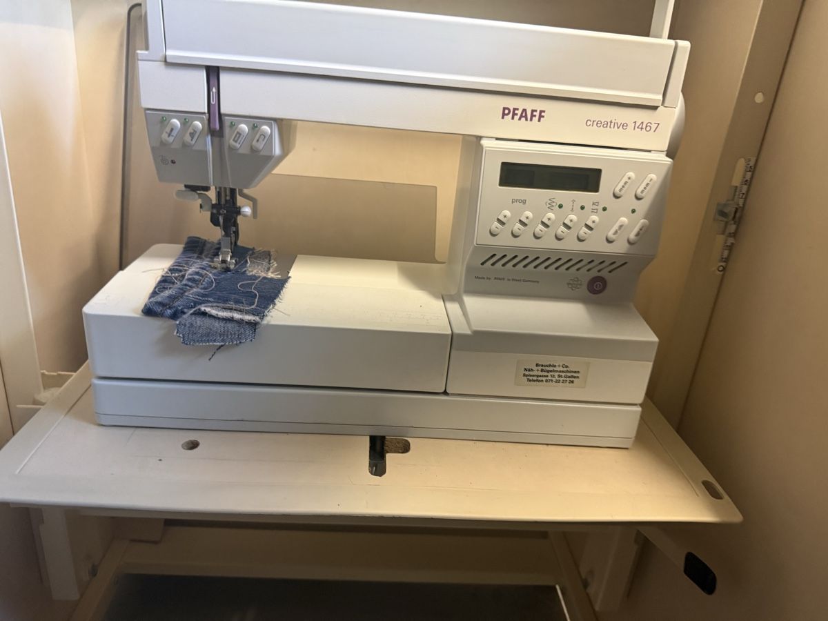 Pfaff Nähmaschinen: Nähmaschine Pfaff – Gebraucht aus Mörschwil von Hilbilly 2