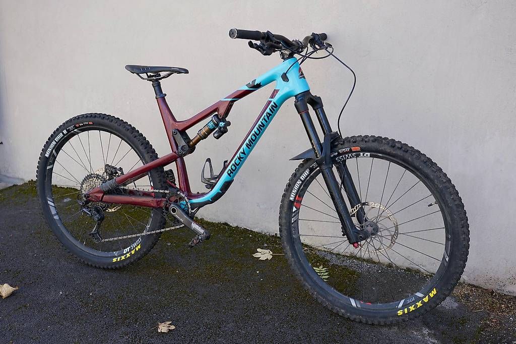 Rocky Mountain Bicycles Biciclette: Rocky Mountain Altitude 27,5 – Usato da La Chaux-de-Fonds venduto da lessismore 1