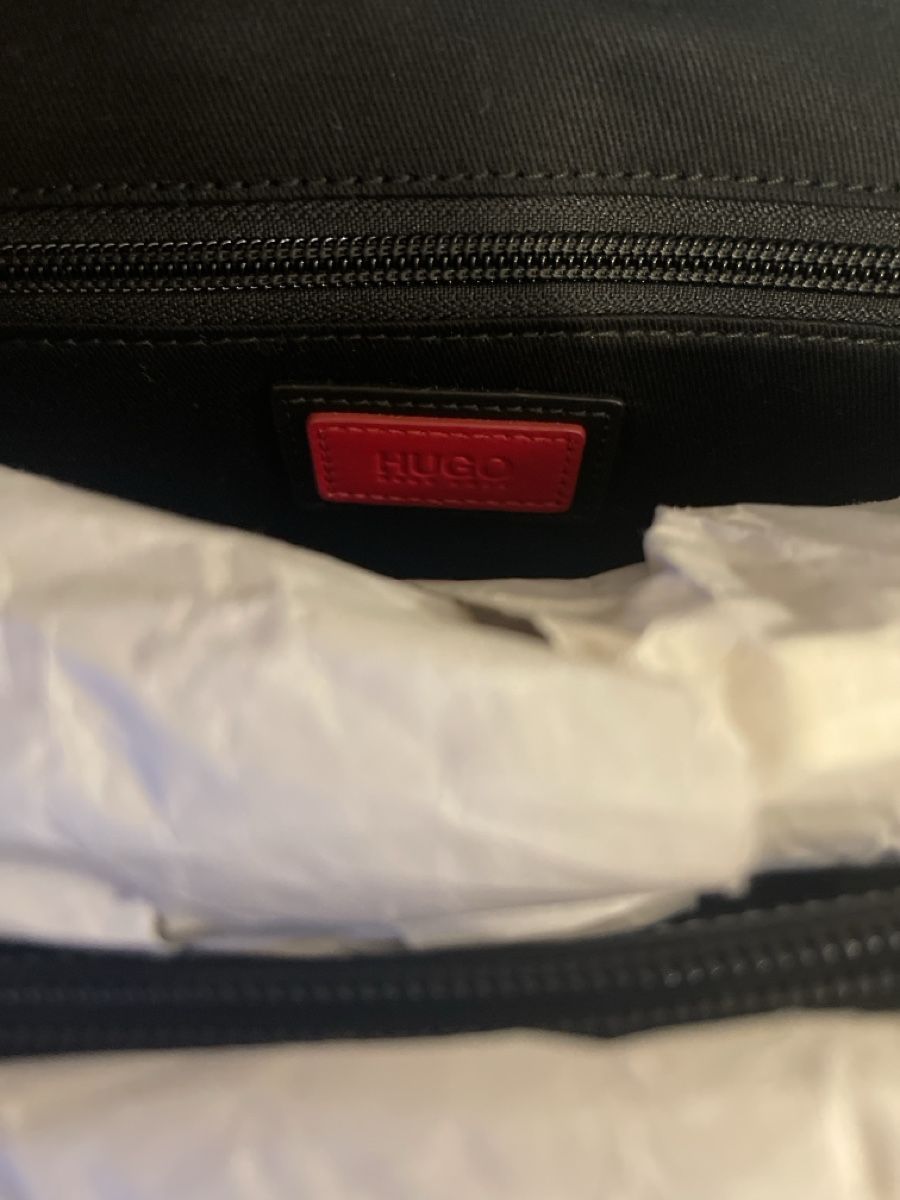Hugo Boss Borse da donna: Tasche Hugo Leder hellblau neu – Nuovo (secondo la descrizione) da Basel venduto da maw_9jkd 3