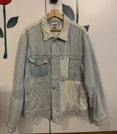 Tommy Jeans Denimjacke Grösse M