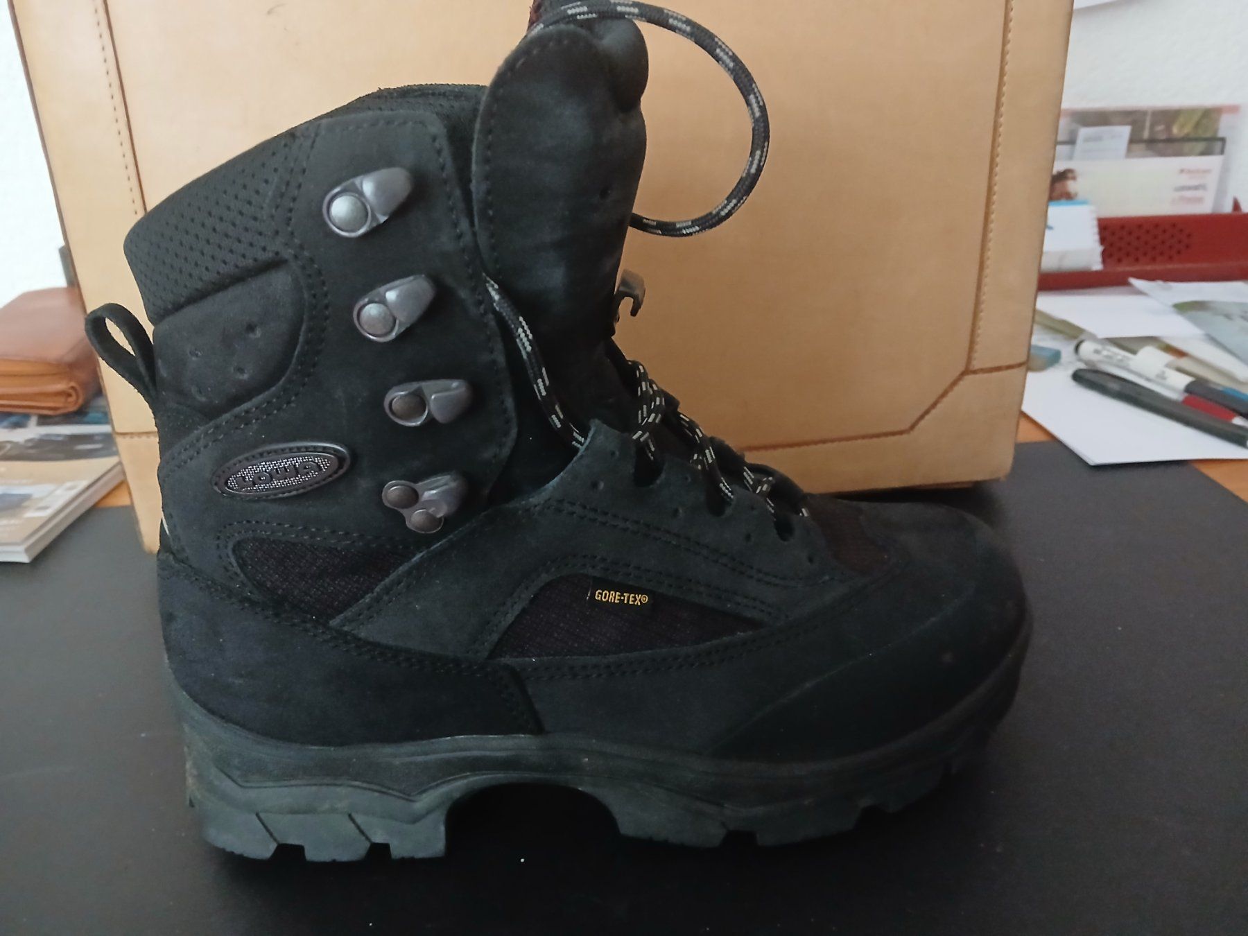 Lowa Chaussures femmes: Lowa Winterwanderschuh – D'occasion à Ormalingen par ormabey 1