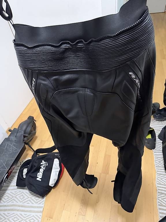 Pantaloni: Motorradhose  – Usato da Luzern venduto da Goran.1 2