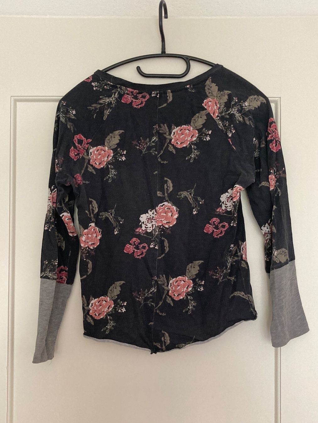 Esprit Pullover & Sweatshirts: Pulli – Gebraucht aus Bern von NAJAW85