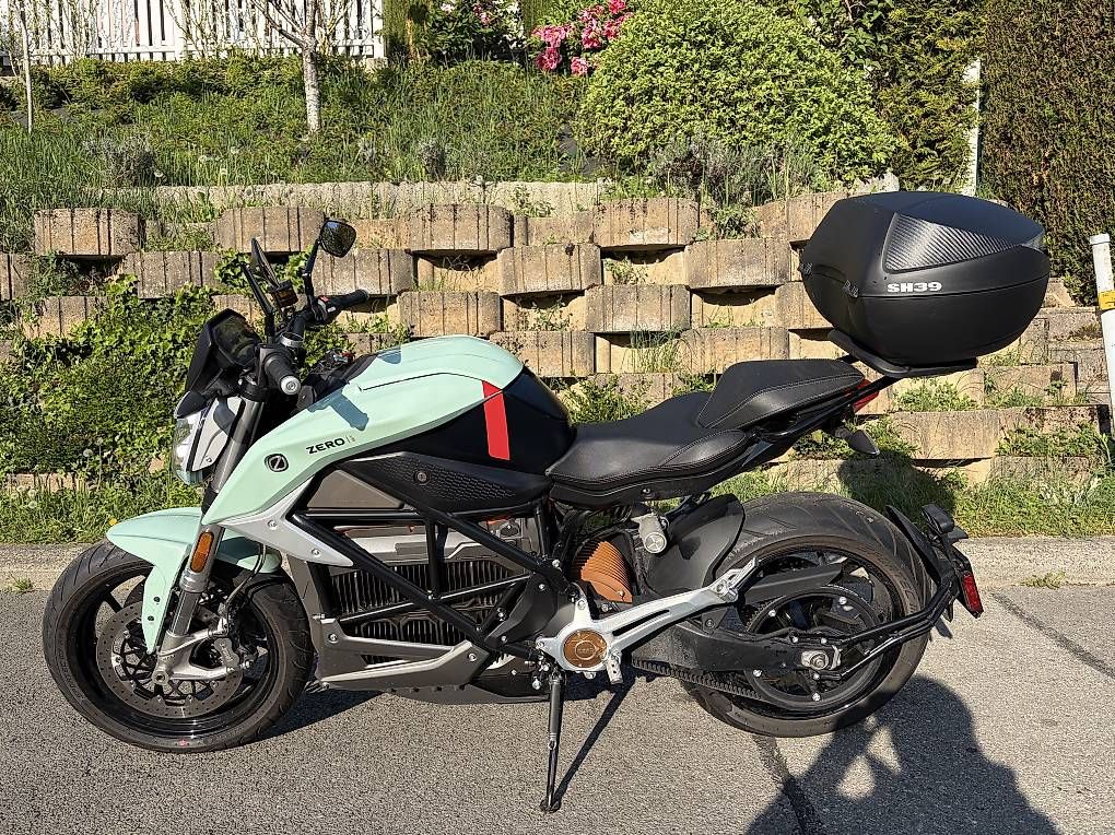 Strada: Zero SR/F - 2021 - 10700km - parfait etat – Usato da Brent venduto da NooK_CH 1