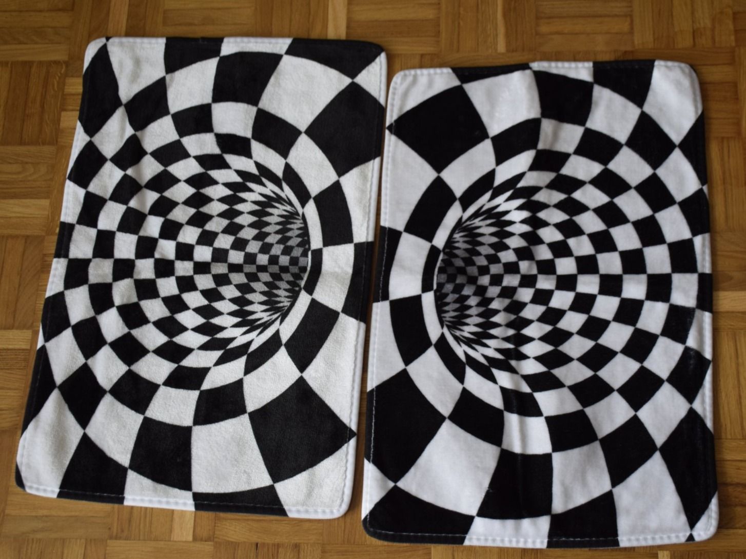 Tappetini fitness: Set 3D Badeteppich 59 x 39 cm – Usato da Wetzikon ZH venduto da Wetzicardo25 1