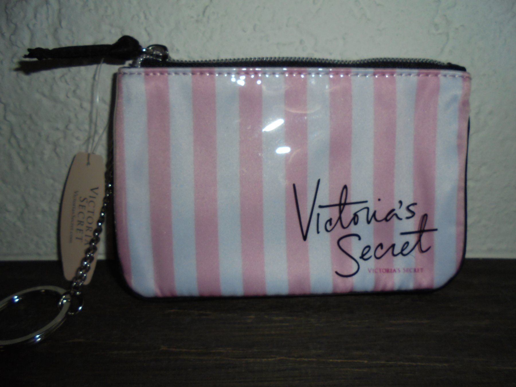 Altro in  Abbigliamento & Accessori: VICTORIA'S SECRET KLEINES TÄSCHCHEN / ETUI – Nuovo e nell'imballaggio originale da Aarau Rohr venduto da PinkSchwein