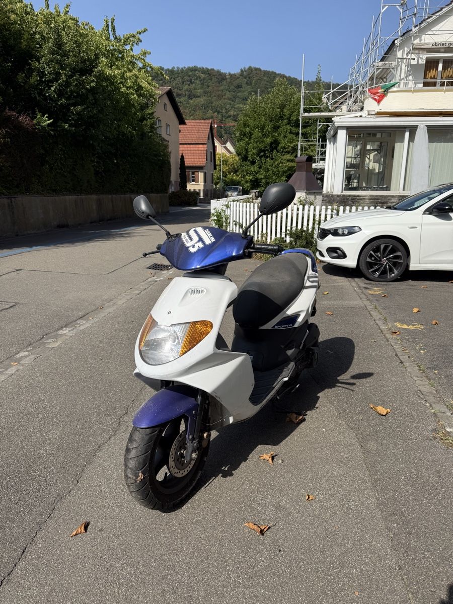 Daelim Autres: Daelim S-Five II – Défectueux à Wettingen par nic_sbb8