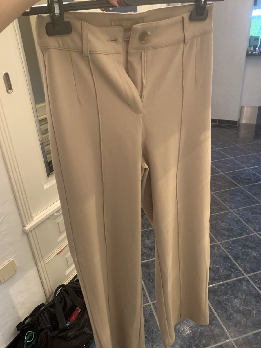 Hosen: Pantalon beige droit, taille 36 – Neu (gemäss Beschreibung) aus Vétroz von oce_ctz 2