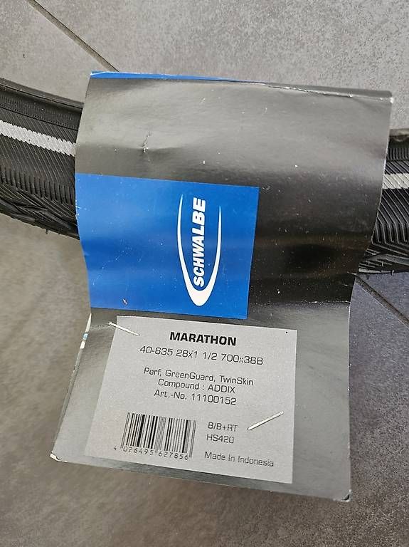 Altro in Scrittura & Disegno: Pneus velo schwalbe marathon 700x38b – Usato da Estavayer-le-Lac venduto da greg_torche 3