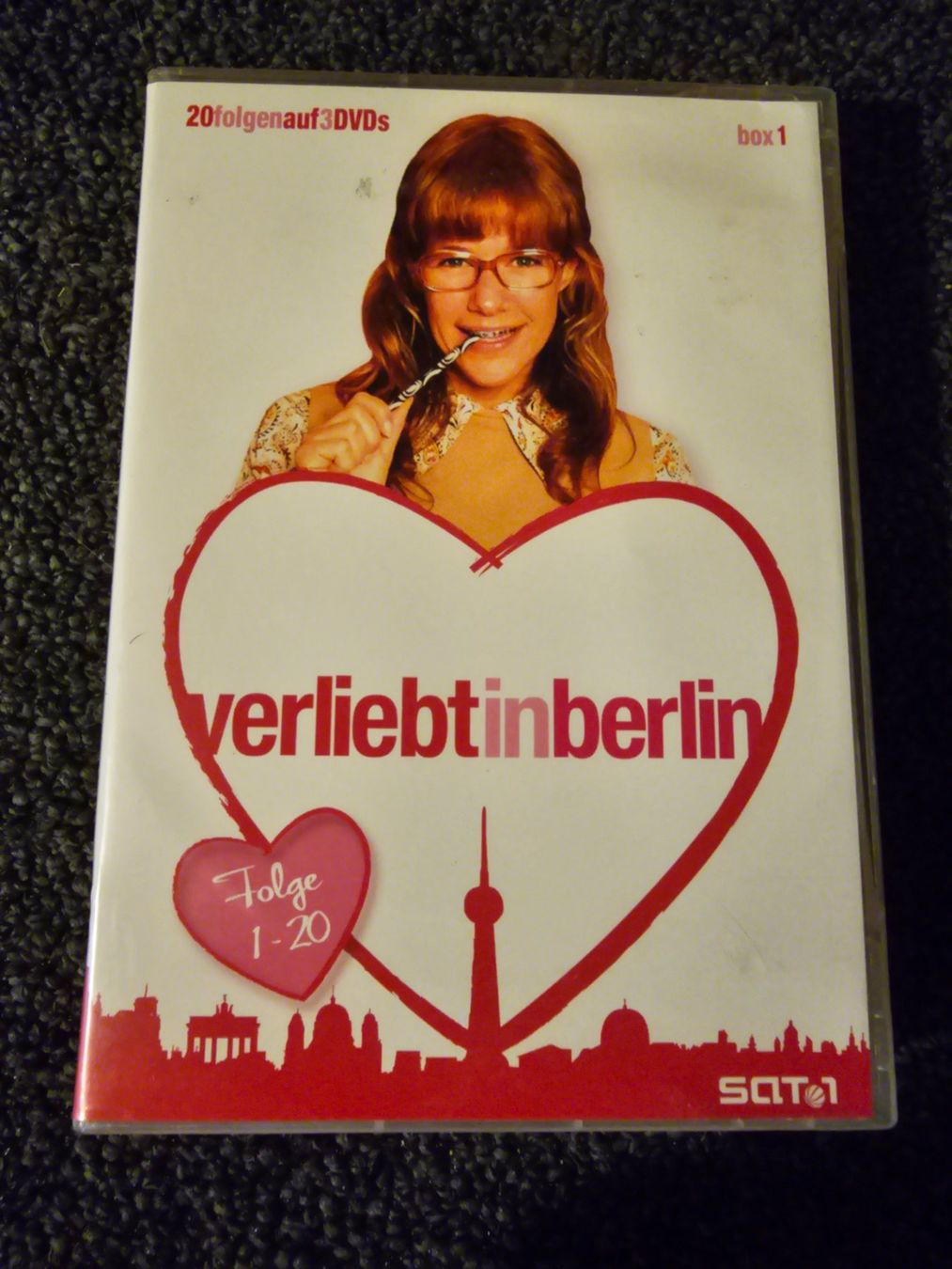 Tutti i DVDs: Verliebt in Berlin - Staffel 1 – Usato da Ruswil venduto da jan_bxl5