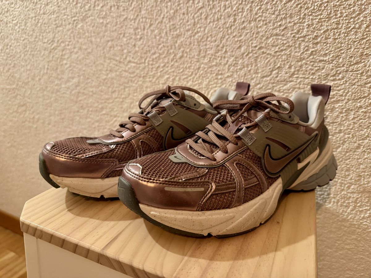 Nike Scarpe da donna: Baskets Nike 40.5 – Usato da Moutier venduto da CaatSerra