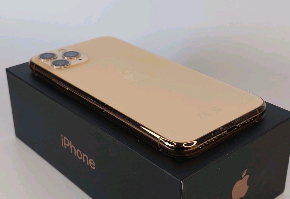 Apple Handys / Smartphones: iPhone 11 Pro (512GB) Akku 97% – Gebraucht aus Luzern von Waince786 2