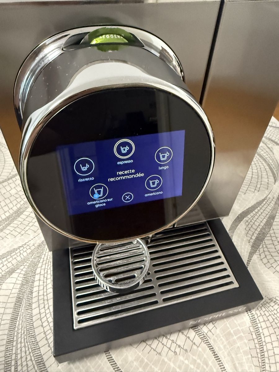 Nespresso Macchine per caffè & Macchine per espresso: Nespresso Pro Momento 100 – Usato da Lausanne venduto da cjrrviseu 4