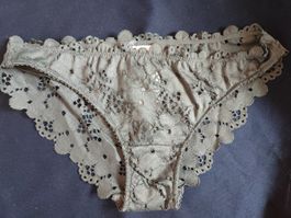New H&M Slips black lace M