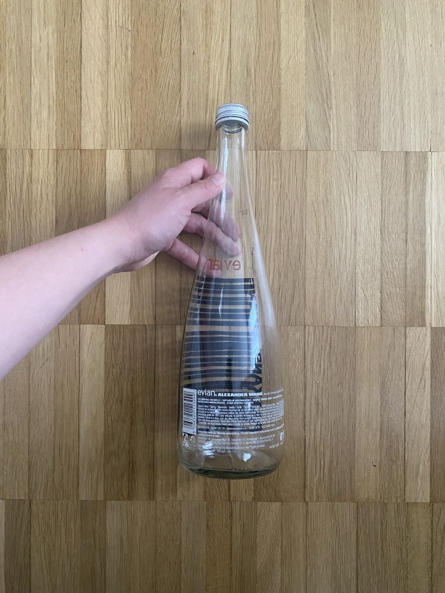 Borracce & Thermos: Evian Glasflasche Limited Edition Alexander Wang – Usato da Luzern venduto da champagnelaury 1