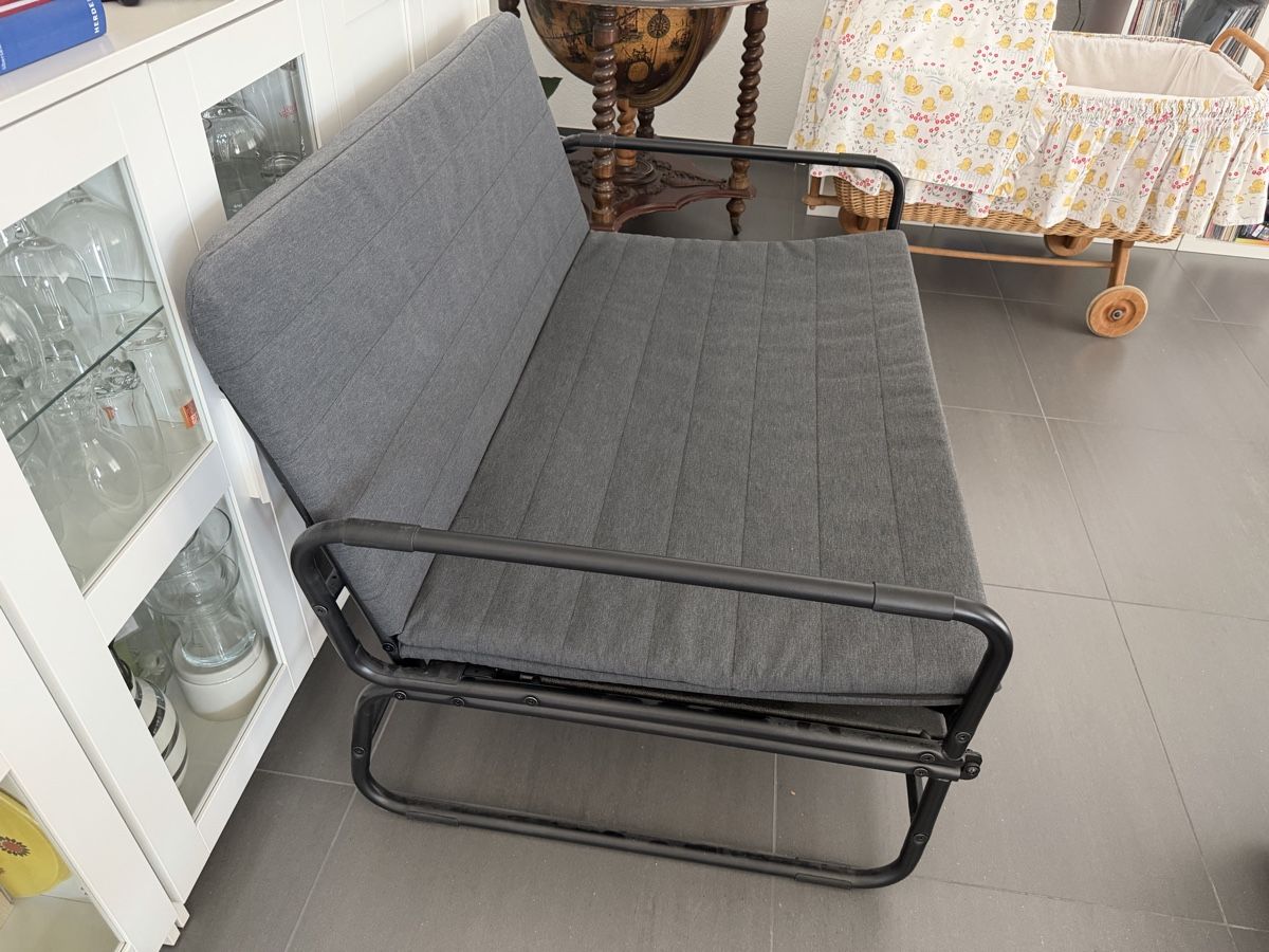 Ikea Sofas: IKEA Hammarn Klappsofa – D'occasion à Inwil par DiNozzo01 1