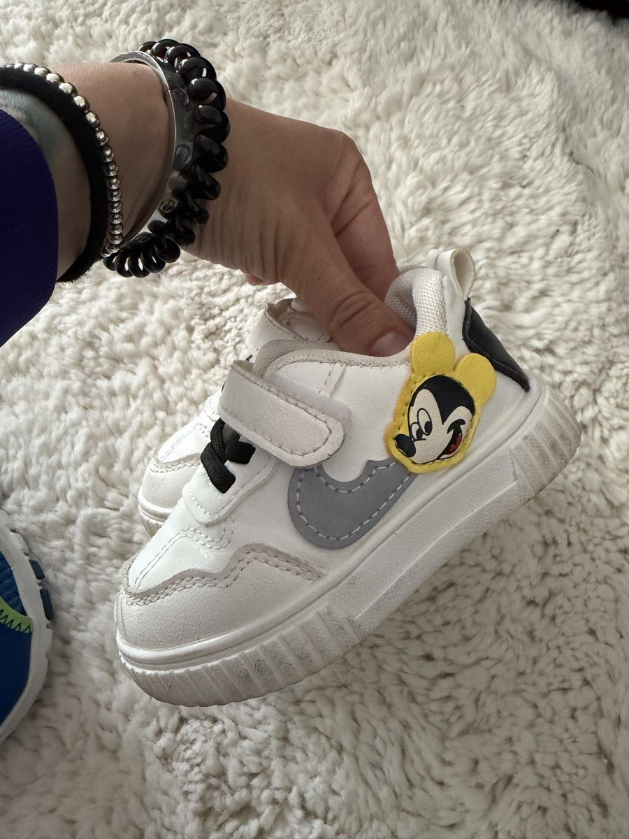 Reebok Schuhe für Jungen: 2 items , kids , size 21 – Gebraucht aus Schaffhausen von Nadiuna 6