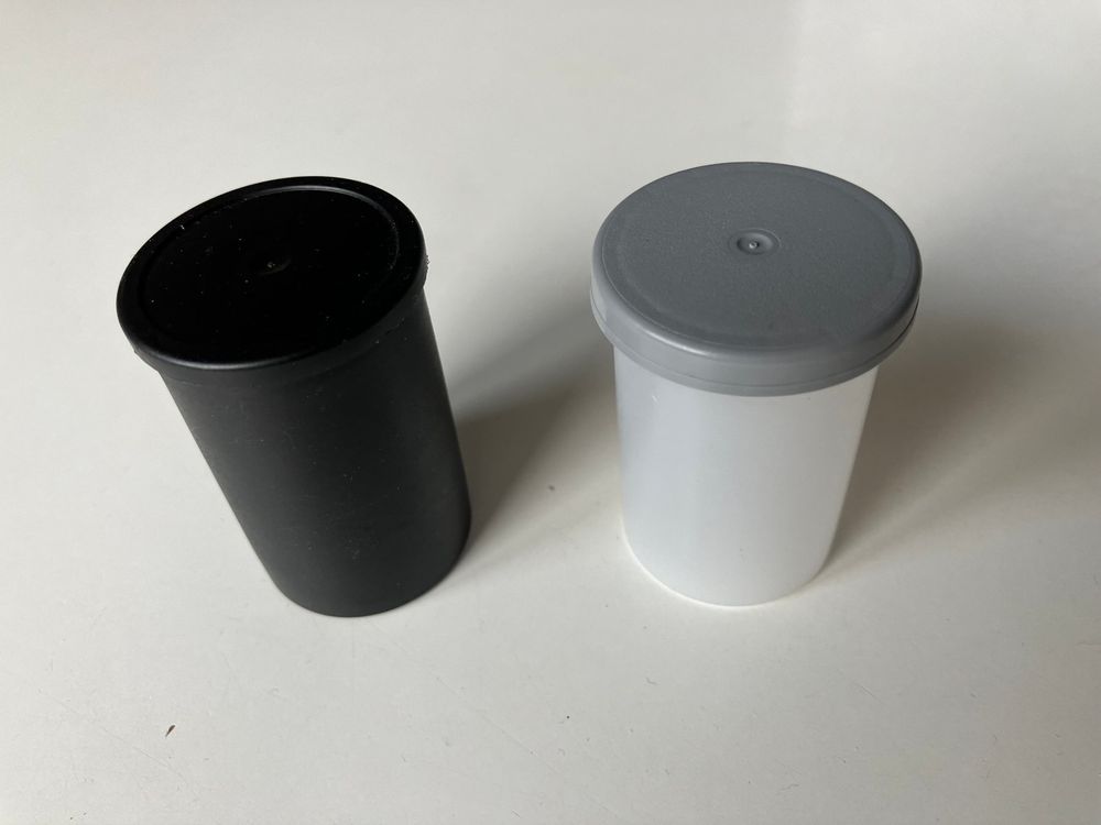 5 Stück Leere Filmdosen Für 35mm & 135mm Kameras - Lichtdicht & Robust