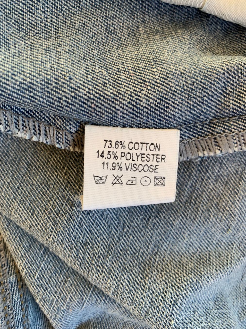 Jeans: Damen-Jeansjacke Gr.L – Nuovo (secondo la descrizione) da Azmoos venduto da Verwir64 2